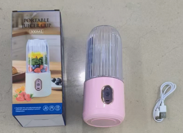 Portable Blender for Shakes and Smoothies | USB Rechargeable Personal Juicer Cup 300ML